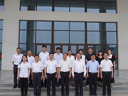 九多肉多集团董事长杨书锋被安阳学院聘任为客座教授，开启校企合作新篇章
